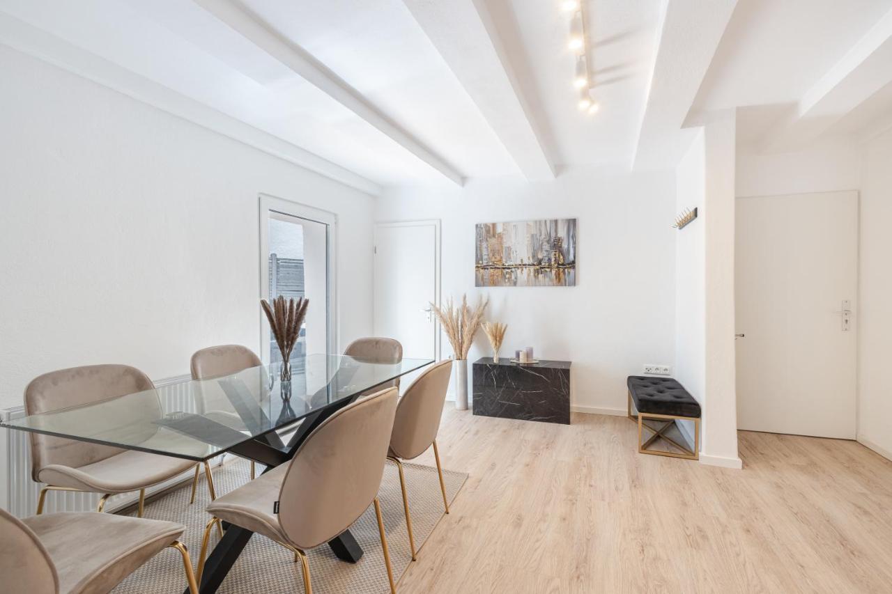 Terrace Apartment With 5 Rooms, Whirlpool And Bbq Augsburg Exteriör bild