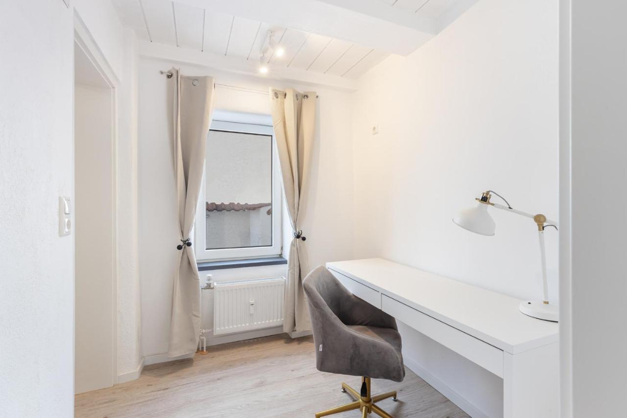 Terrace Apartment With 5 Rooms, Whirlpool And Bbq Augsburg Exteriör bild